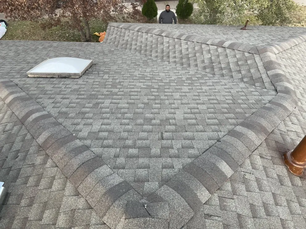 Slide of Kiwii Roofing Untimated