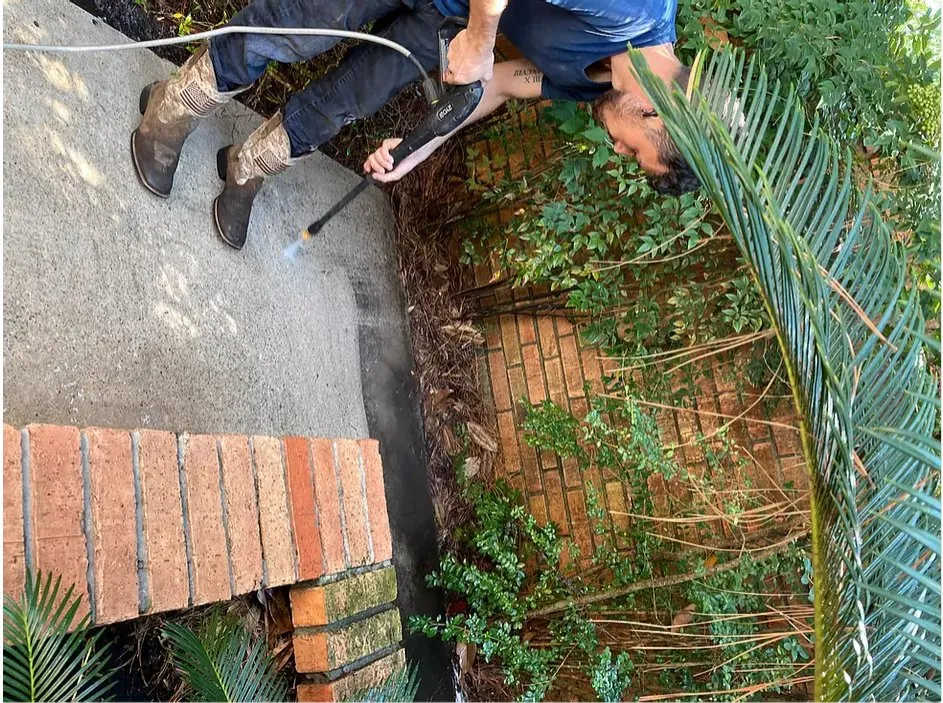 Slide of K&J's Property Restorations