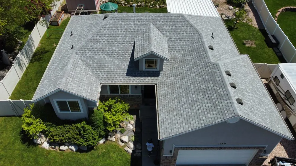 Slide of K&K Construction & Roofing