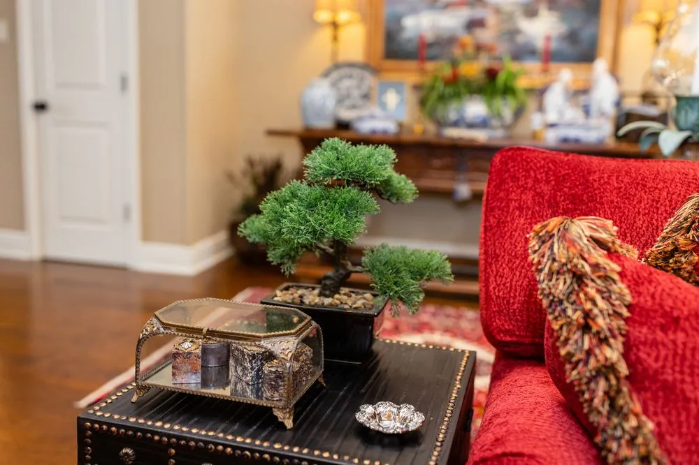 Slide of Kl Builders Interiors