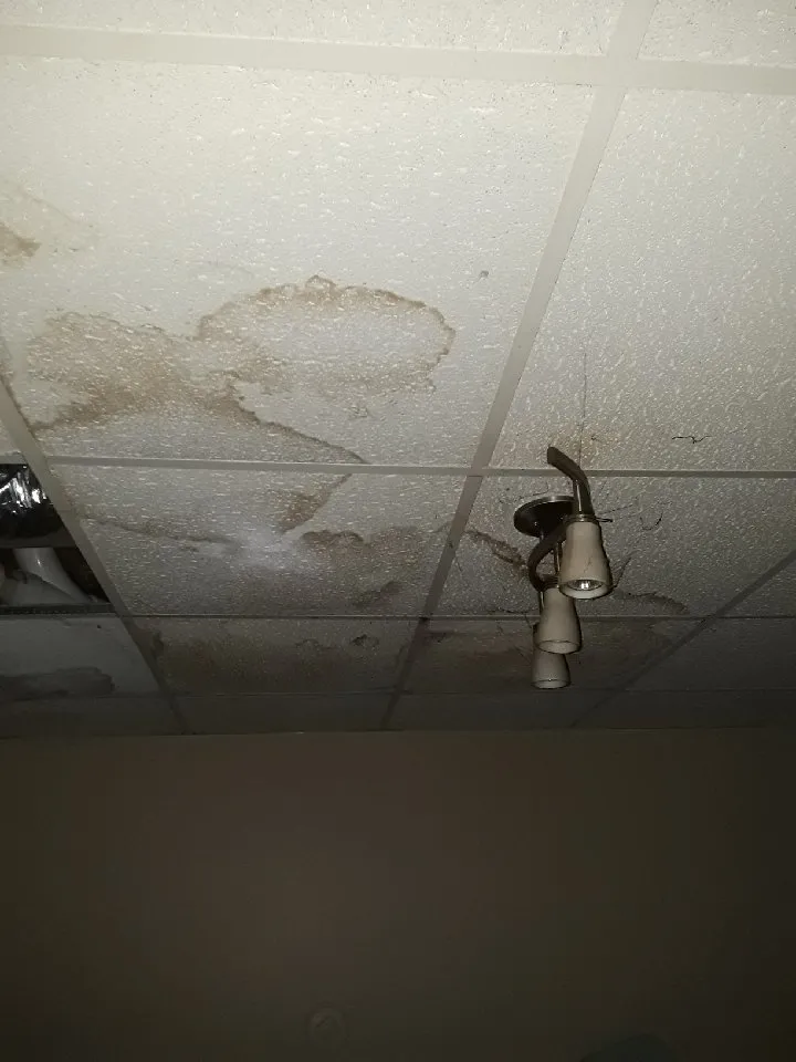 Slide of K&L Dunrite Roofing and Restoration