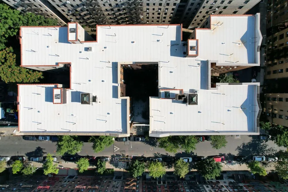 Slide of KLG Contracting Inc.