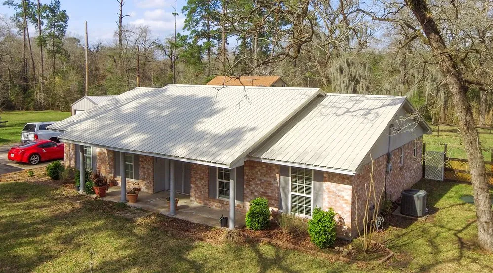 Slide of Klindworth Roofing