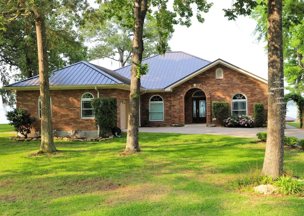 Slide of Klindworth Roofing