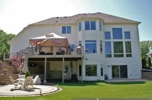 Slide of Klingelhut Window & Siding