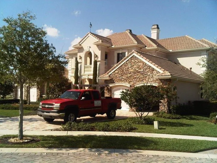 Slide of KLR Roofing