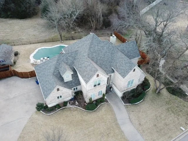 Slide of K&M Roofing & Construction