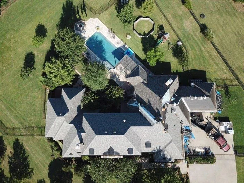 Slide of K&M Roofing & Construction