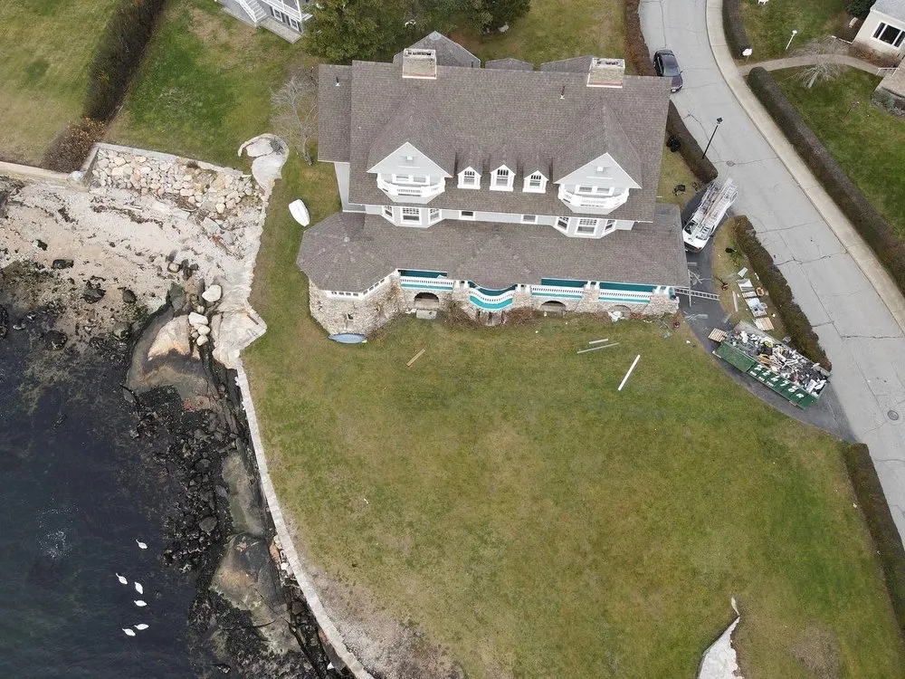 Slide of Km&m Roofing