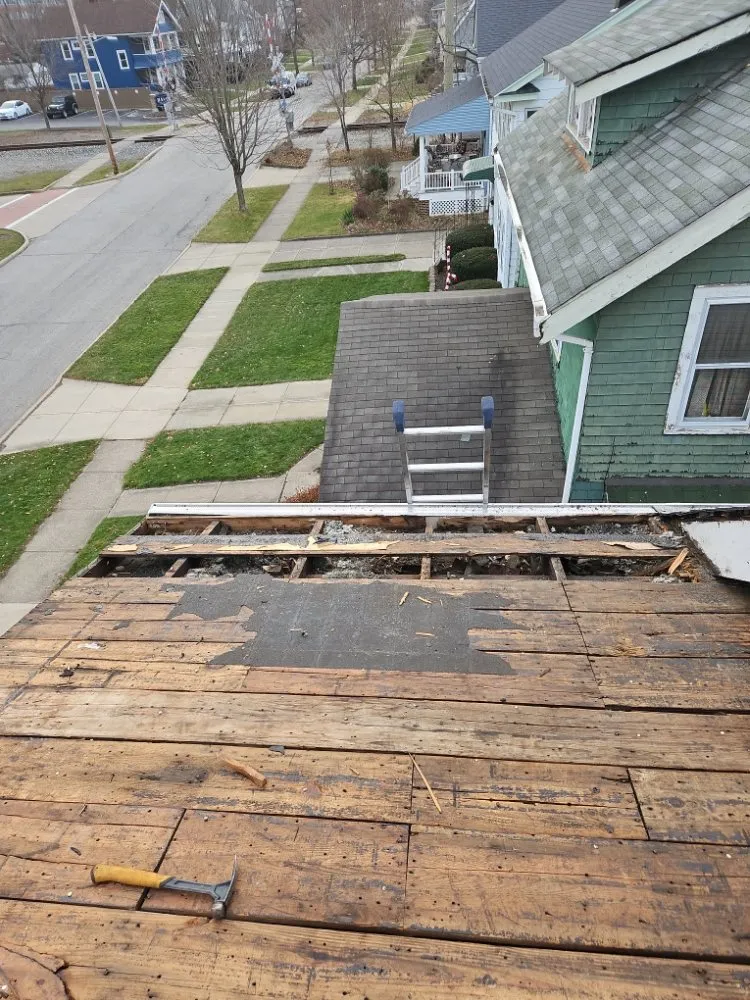 Slide of Knappstar Exteriors