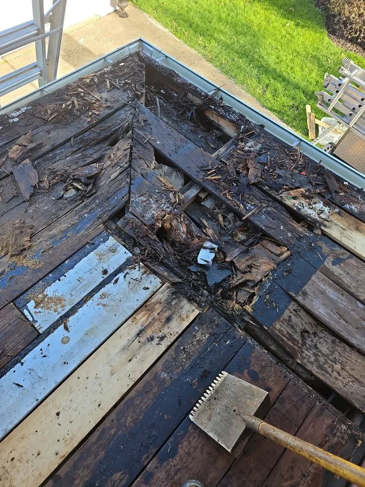 Slide of Knappstar Exteriors