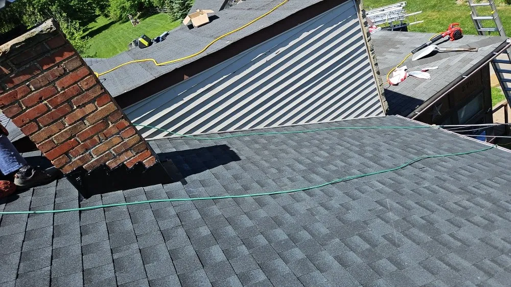 Slide of Knappstar Exteriors