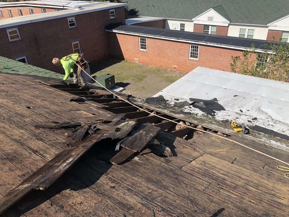 Slide of Knitter Contracting