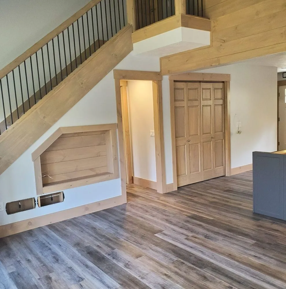 Slide of Knopf Custom Carpentry