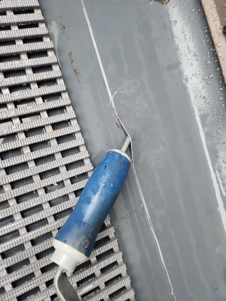 Slide of Knox Roofing