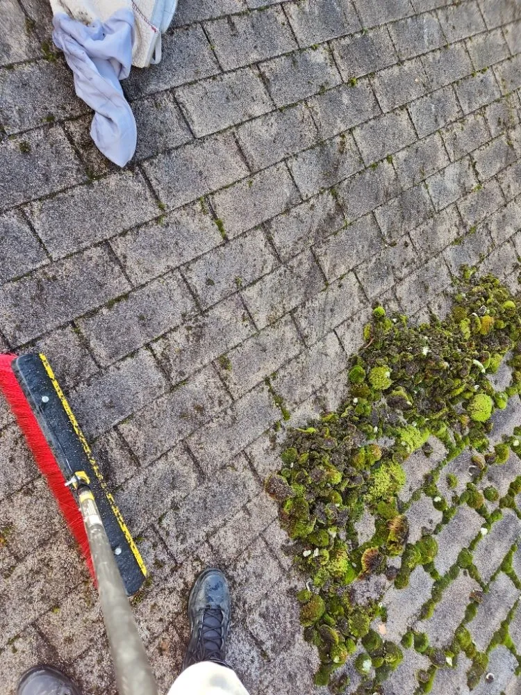 Slide of Knox Roofing