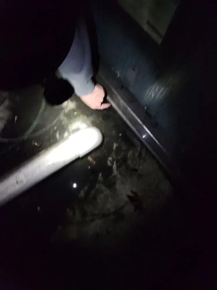 Slide of Knox Roofing