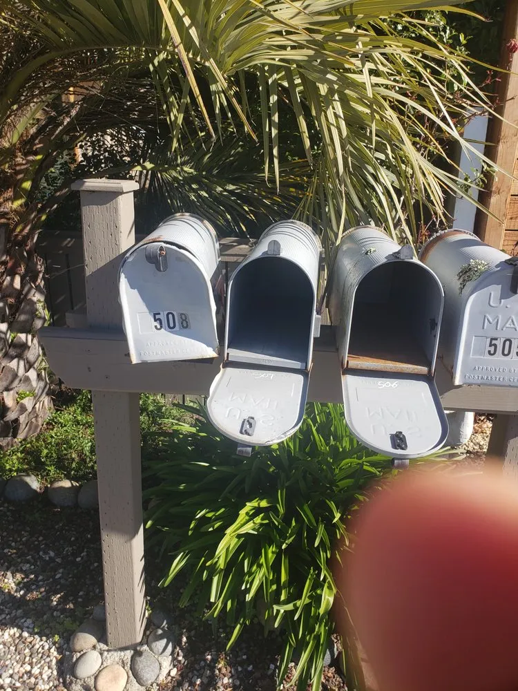 Slide of Knox Roofing