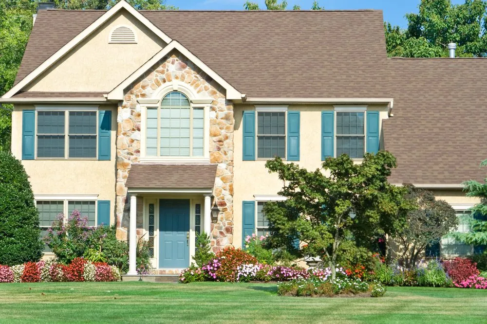 Slide of Knoxville Roofing Masters