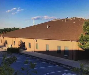 Slide of Knull Roofing & Seamless Gutters