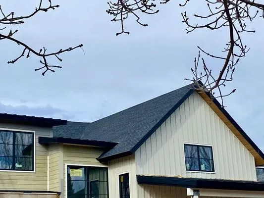 Koalafied Roofing Logo