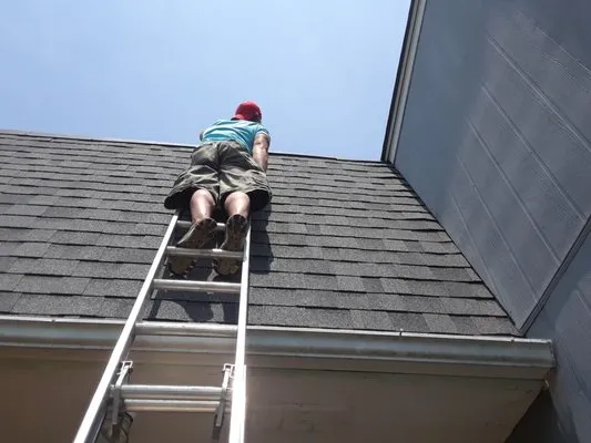 Kolb And Wood's Roofing Logo