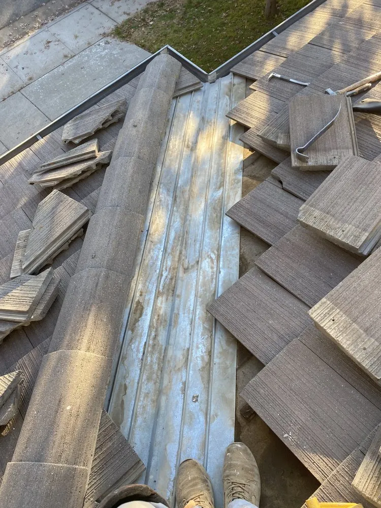 Slide of Kora Roofing