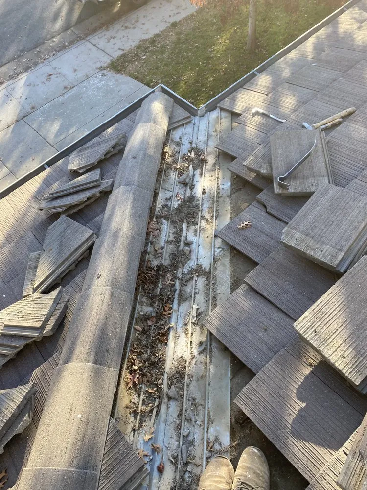 Slide of Kora Roofing