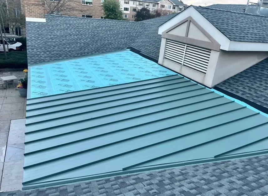 Trusted flat roof repair with free inspection in Pequannock Township, NJ by Kovach Roofing