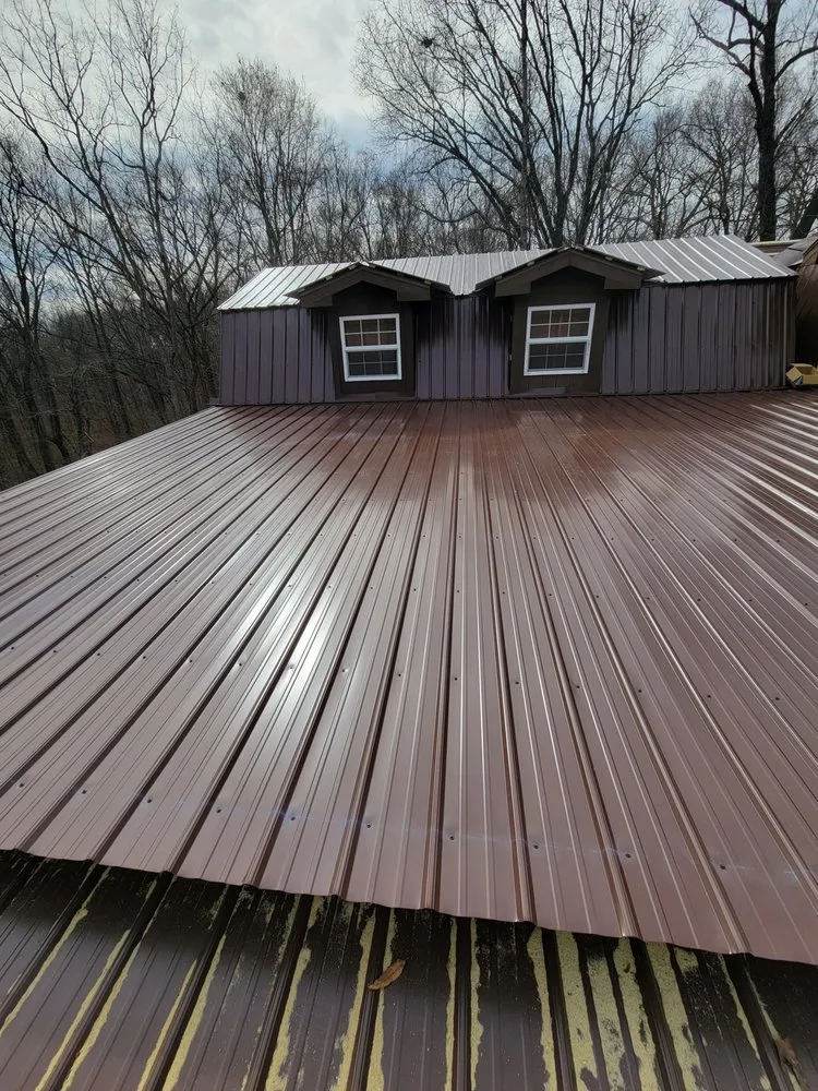 Slide of K&R ROOFING