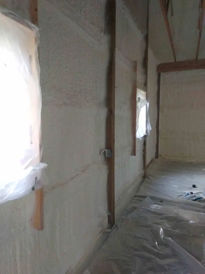 Slide of K&R Sprayfoam