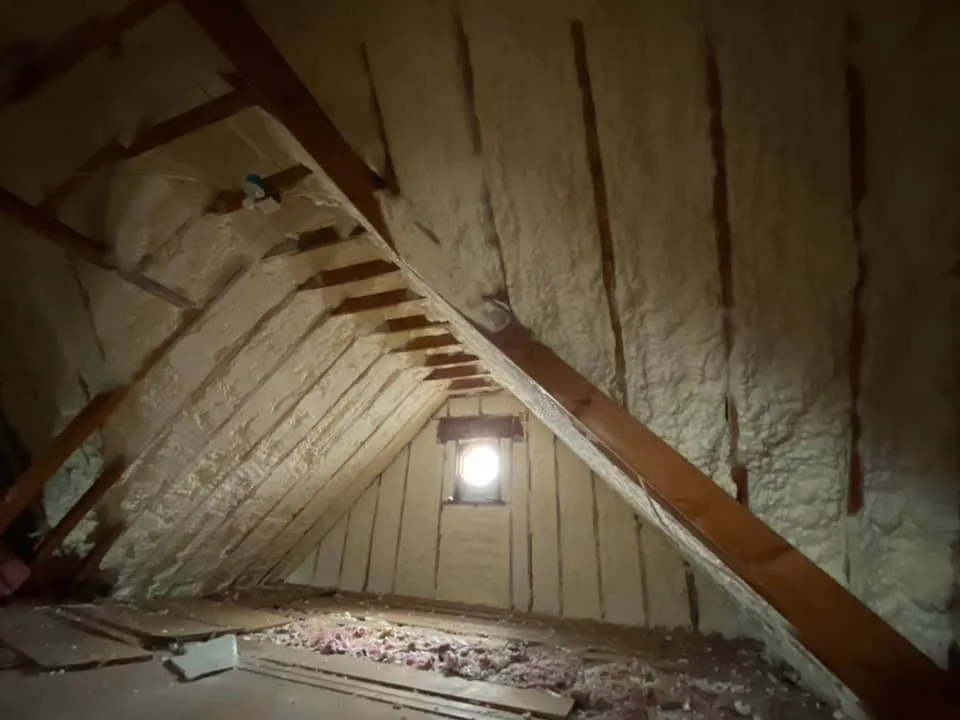 Slide of K&R Sprayfoam