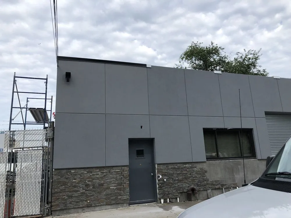 Slide of K&R Stucco Designer