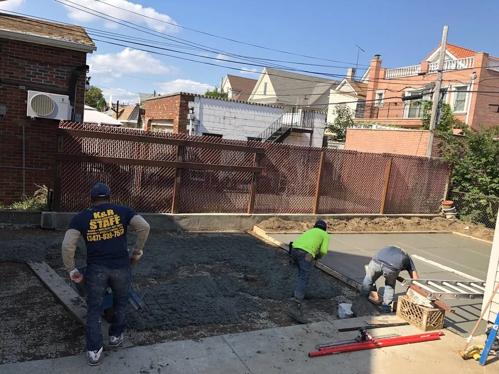 Slide of K&R Stucco Designer