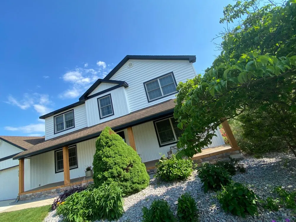 Slide of Kraz Construction