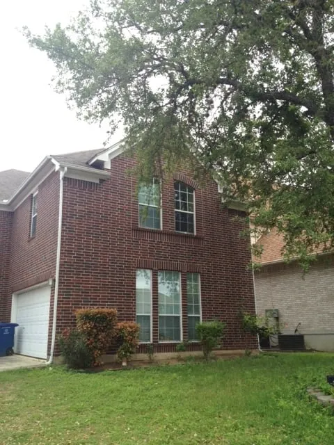 Slide of Kresta Roofing