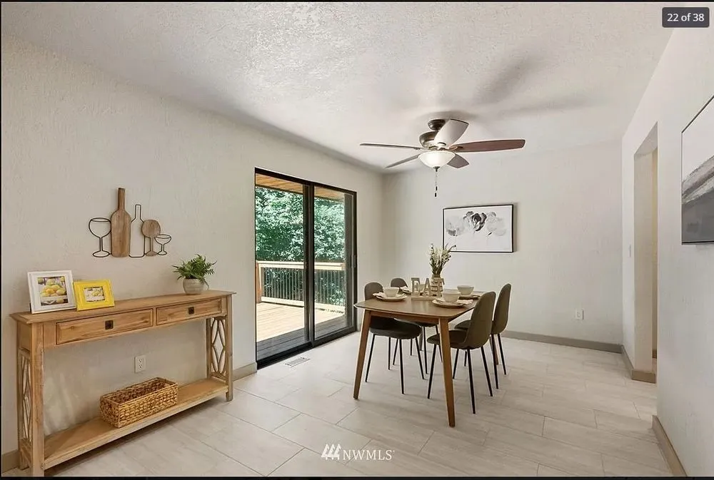 Slide of Kronos Contractor