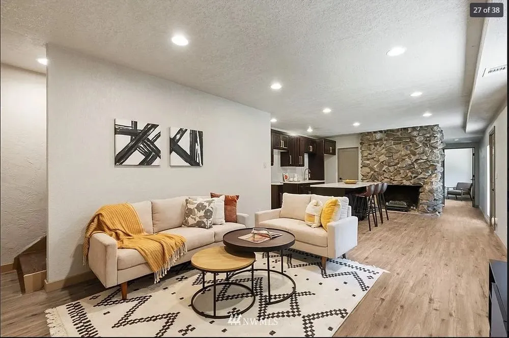 Slide of Kronos Contractor