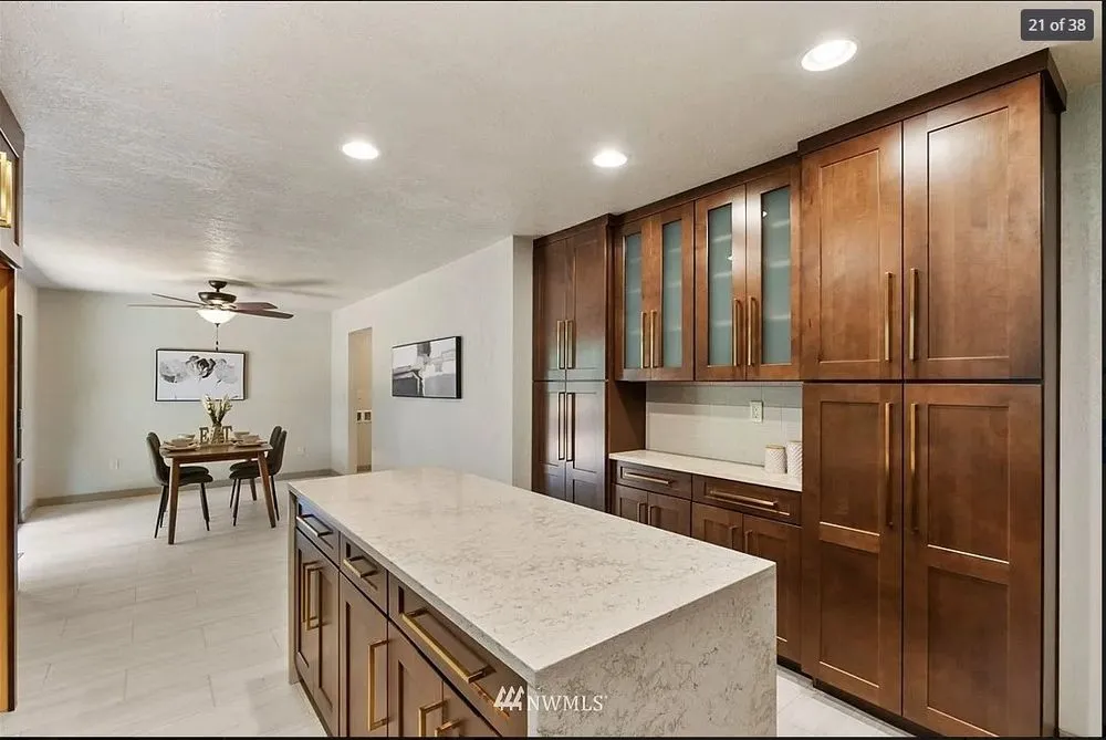 Slide of Kronos Contractor