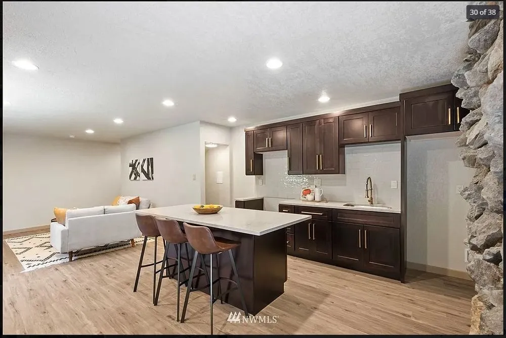 Slide of Kronos Contractor