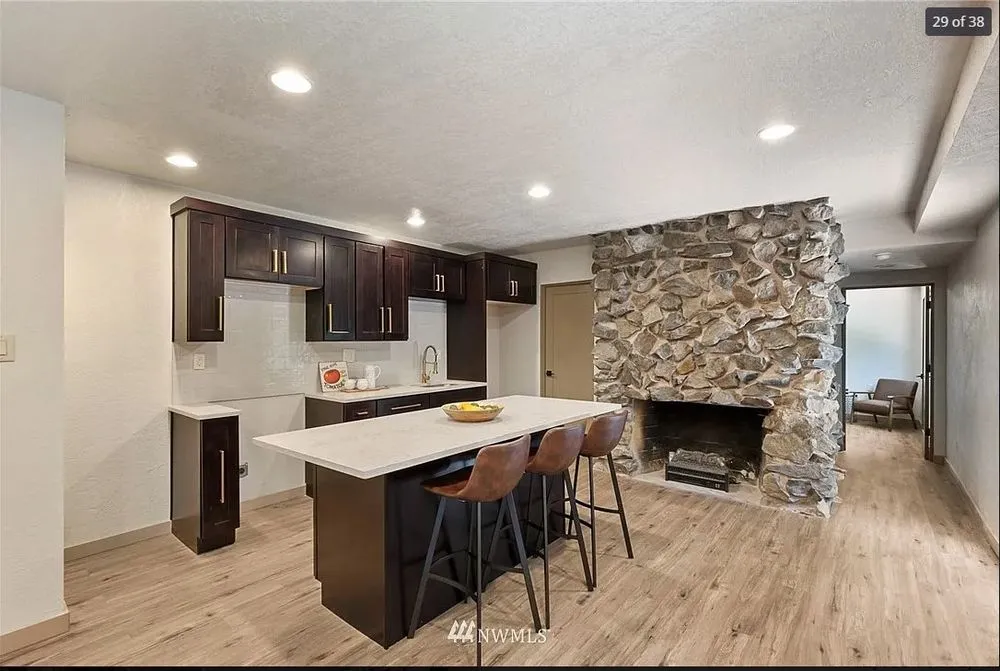 Slide of Kronos Contractor