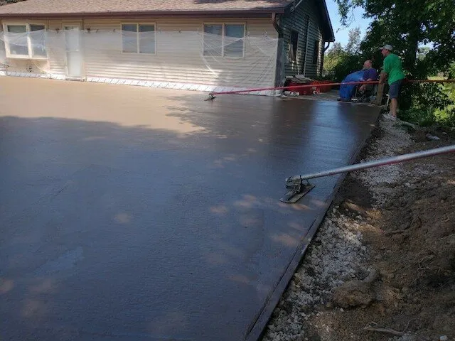 Licensed roof leak repair for residential properties in Baxter, IA by Kunkel Construction