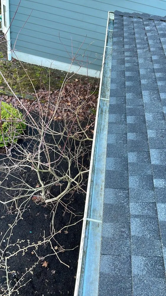 Slide of KV Gutter Services