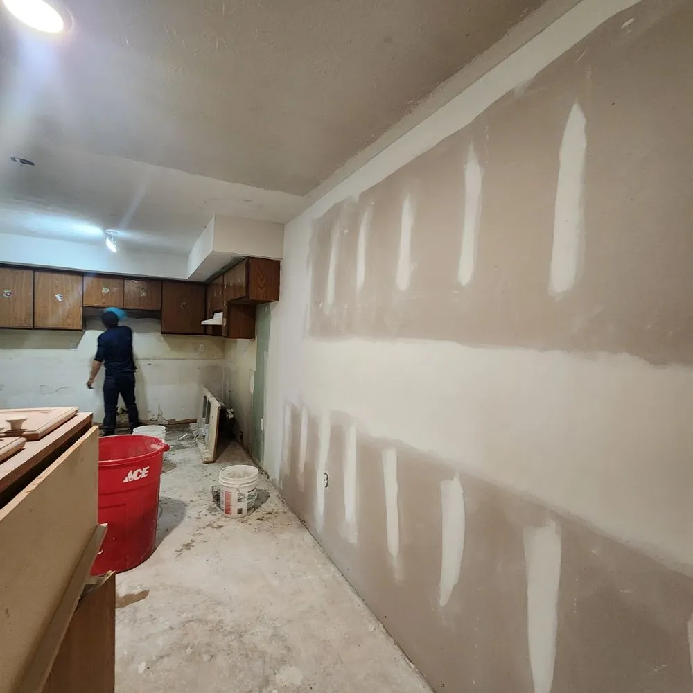 Slide of Ky Fast Construction