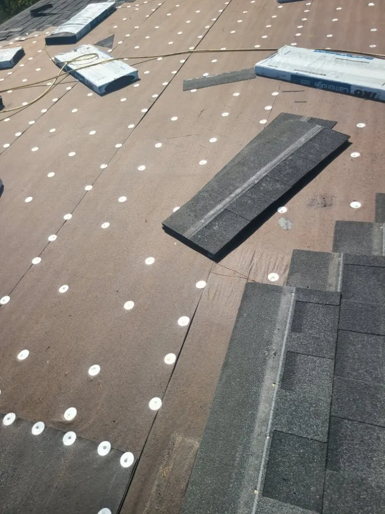 Slide of K&Y Roofing