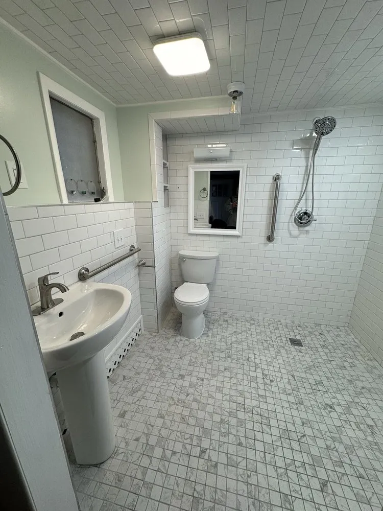 Slide of Kyle Lampi Contracting