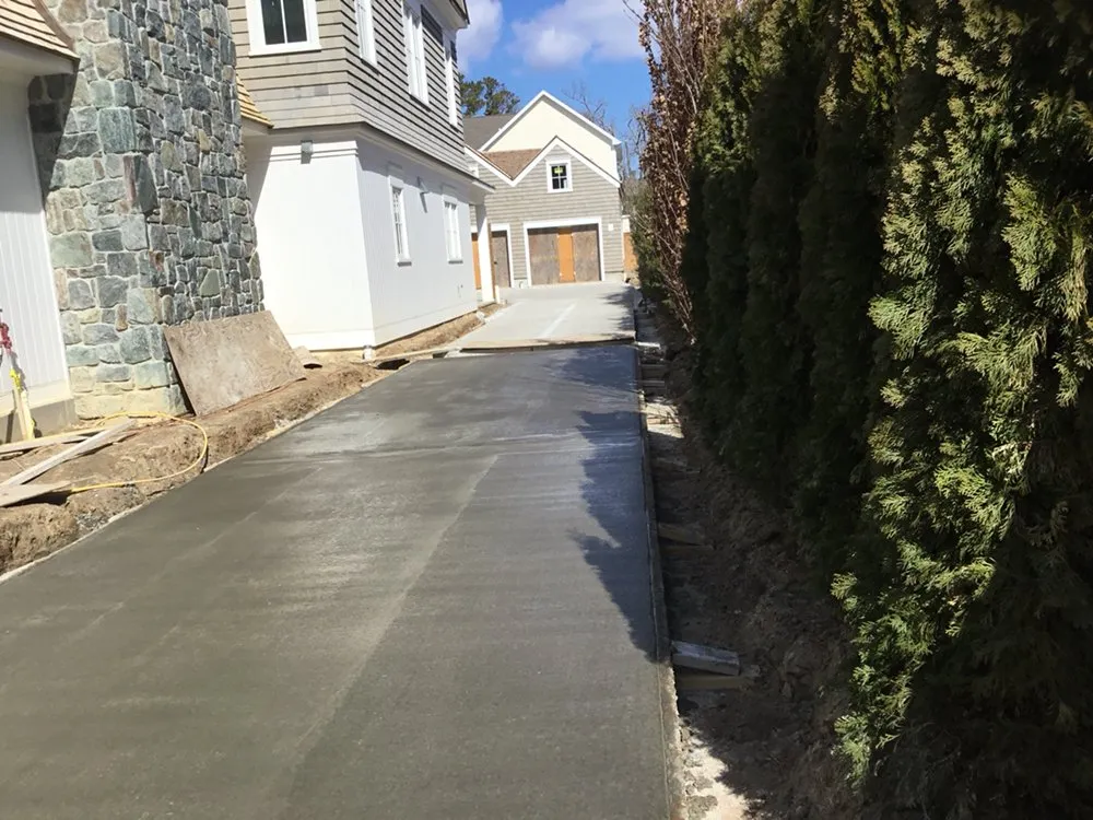 Slide of L & A Construction