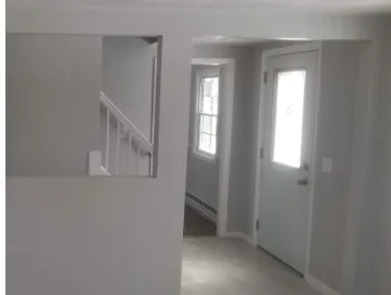 Slide of L & a Custom Construction