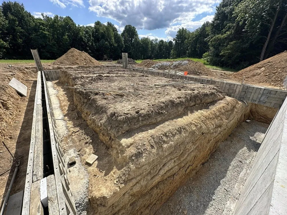 Slide of L & G Construction