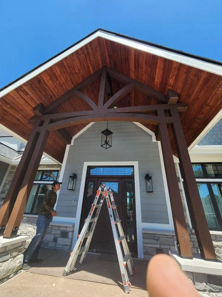 Slide of L & G Construction